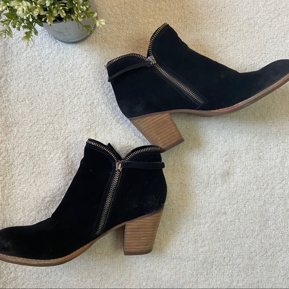 DOLCE VITA JANA BLACK SUEDE BOOTIES SIZE 7.5 - Picture 8 of 10